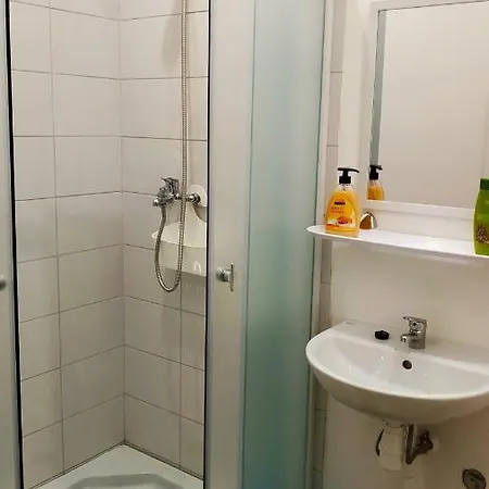 Apartment City Center Rent With Free Parking N42 *