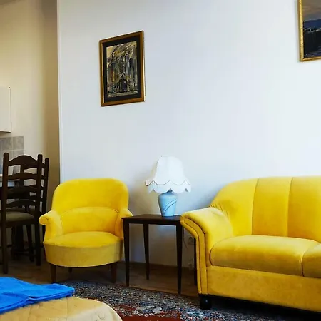 City Center Rent With Free Parking N42